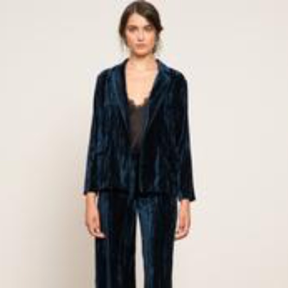 Lucy Paris Jackets & Blazers - Lucy Paris Petra Navy Velvet Blazer w/o Belt